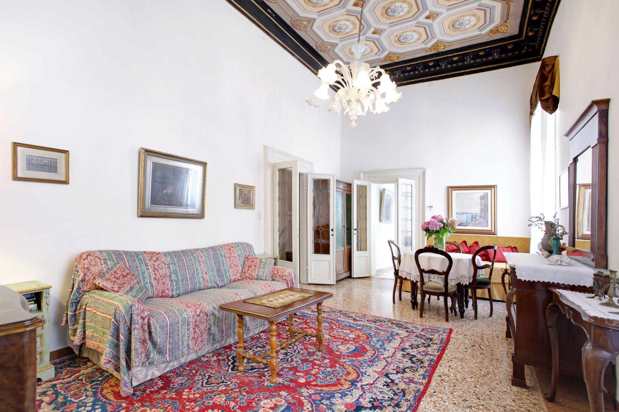 Testa - Wr Apartments Veneza Exterior foto